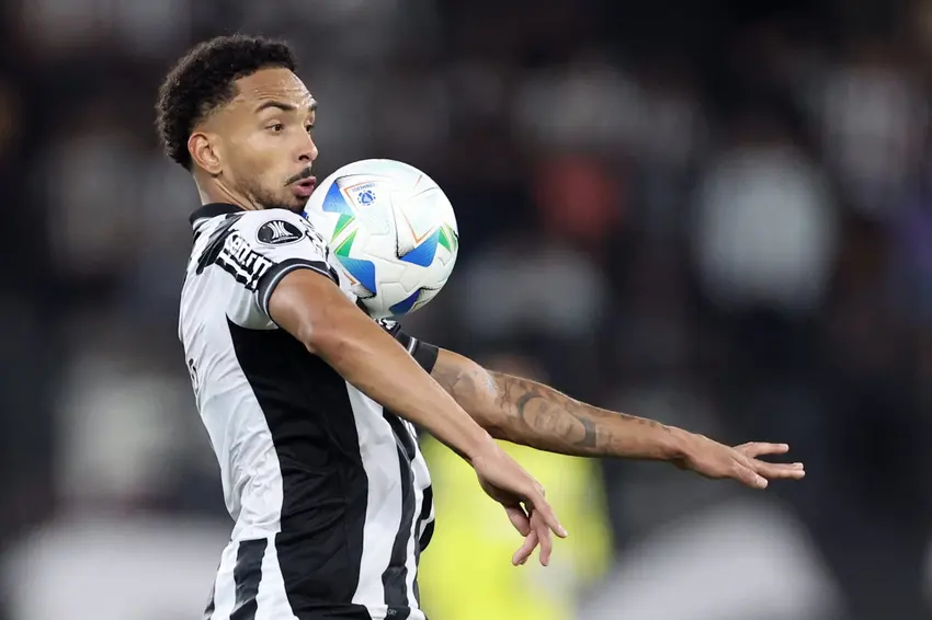 Vitinho foi o grande destaque na defesa.